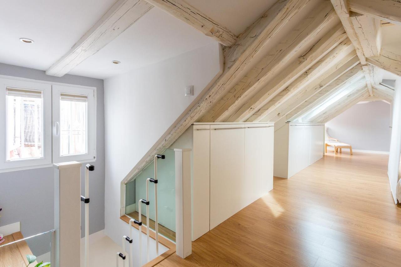 Precioso Duplex En La Puerta Del Sol. Apartment Madrid Bagian luar foto