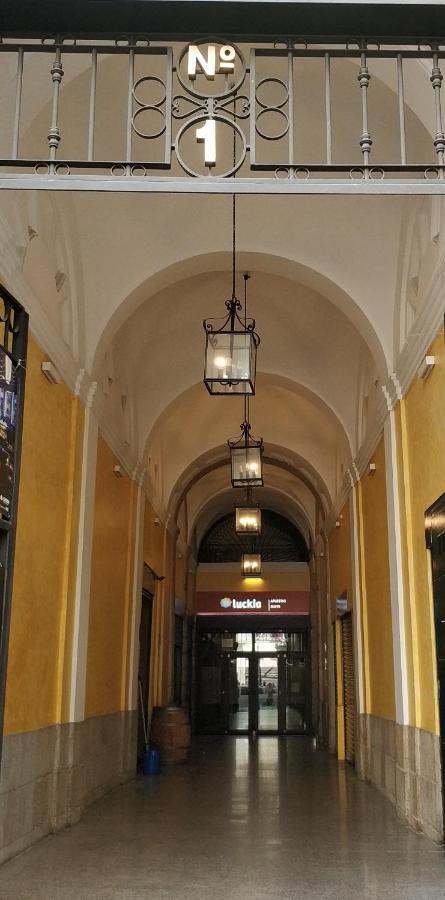 Precioso Duplex En La Puerta Del Sol. Apartment Madrid Bagian luar foto